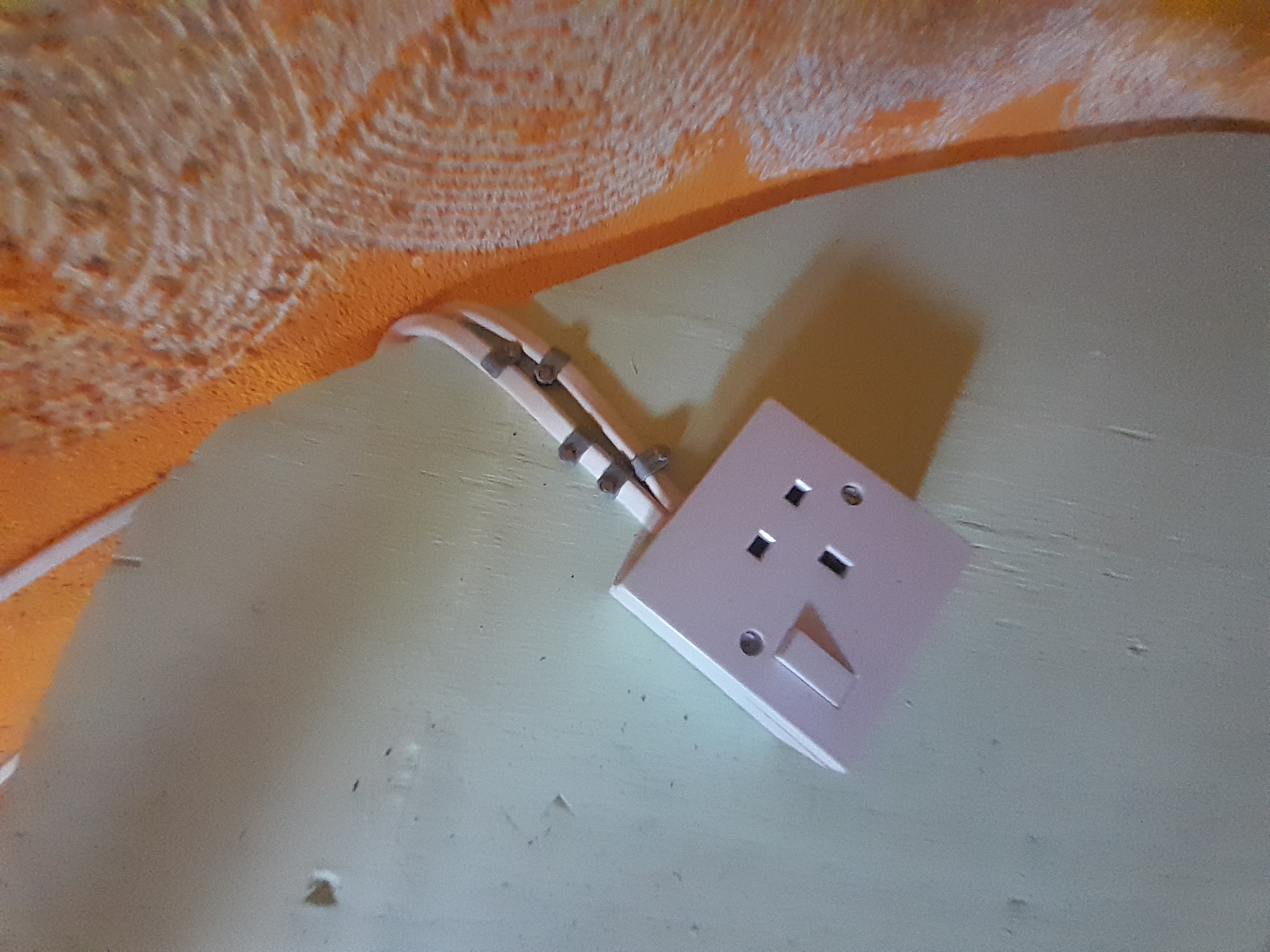 power outlet plug